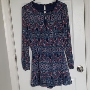 Express long sleeve romper medium